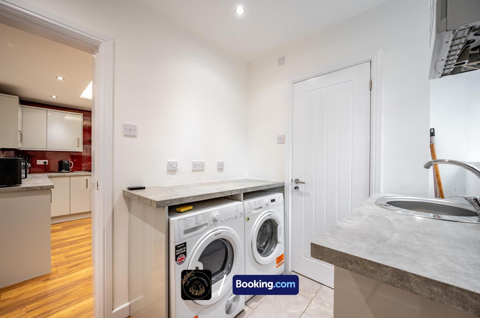 Ferienwohnung Cosy 3-Bed House, Garden & Free Parking In Stretford Manchester Exterior foto