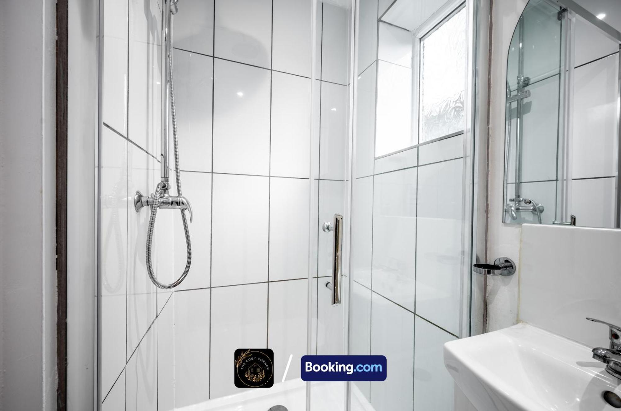Ferienwohnung Cosy 3-Bed House, Garden & Free Parking In Stretford Manchester Exterior foto